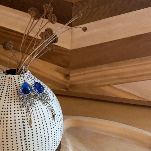 Dark blue glass bead earring Made in India - Picture 3 of 6